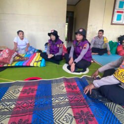 Polri Berikan Konseling dan Trauma Healing bagi Korban Gempa di Manggarai Barat