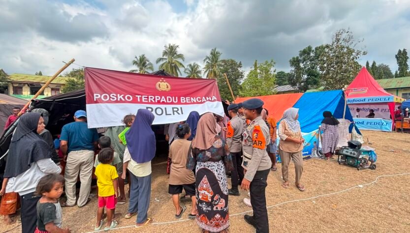 Hari Ke-4 Pascagempa, Polri Terus Bergerak: Brimob dan Bantuan Logistik Konsisten Dikirim ke NTT