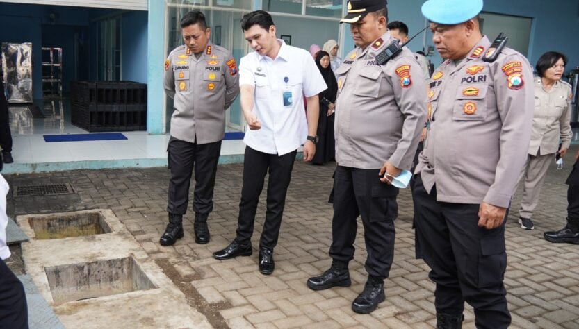 Kapolresta Malang Kota Cek Dua SPPG Polri, Pastikan Standar Pemenuhan Gizi hingga Pengelolaan Limbah Berjalan Optimal