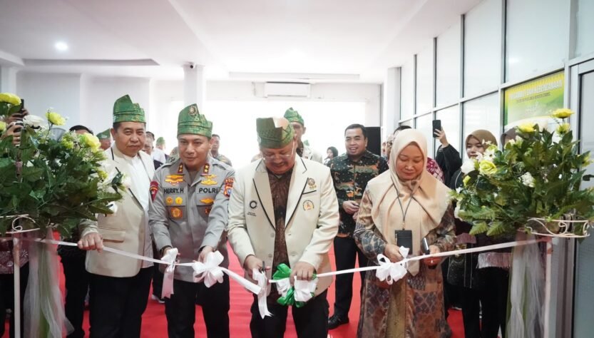 Komjen Pol. (P) Prof. Dr. Chrysnanda Dwilaksana, Dorong Penguatan Ilmu Kepolisian Bidang Lingkungan di Universitas Riau